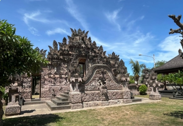 Pura Beji